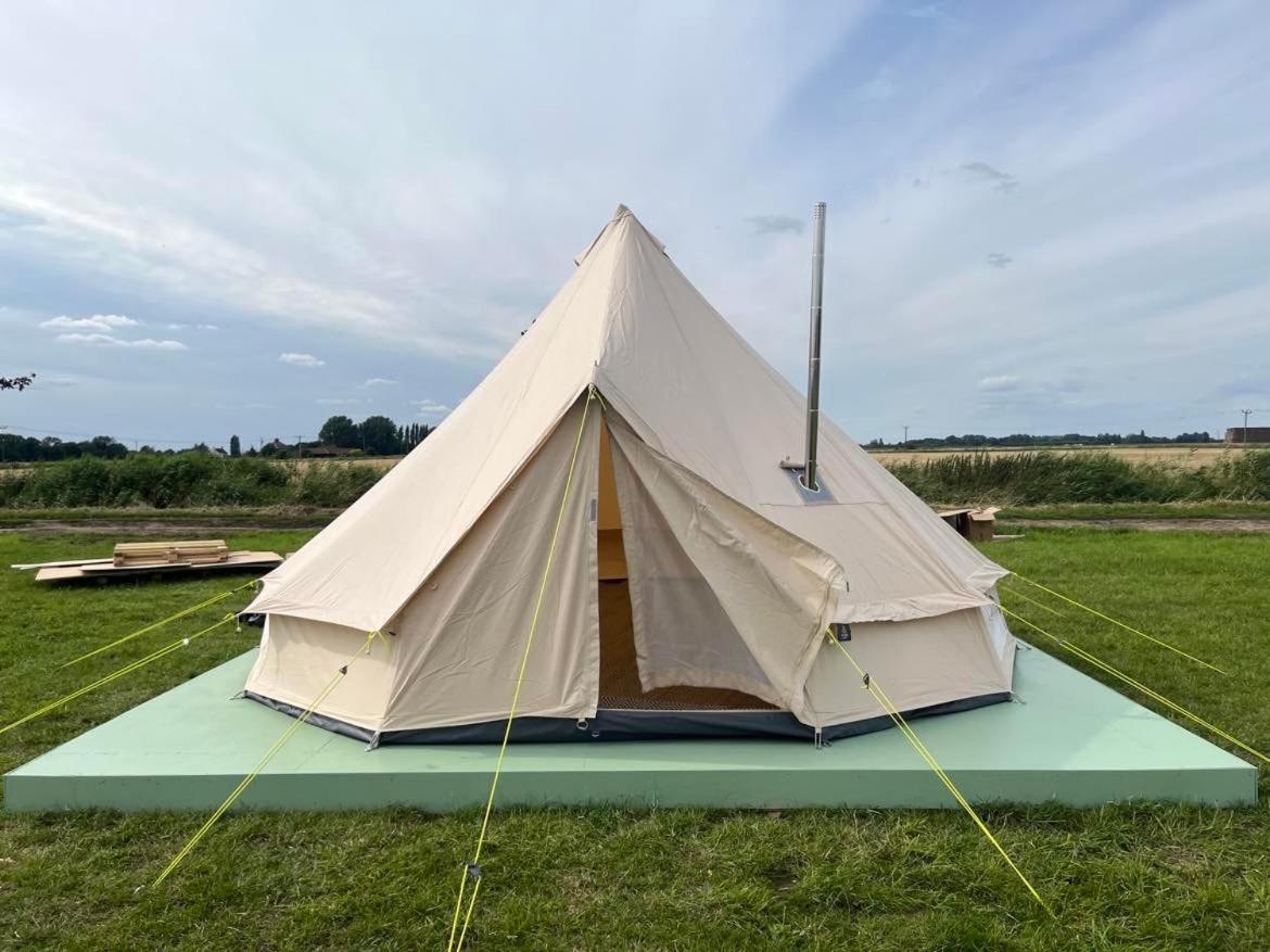 Boyce Fen Farm Retreat Glamping & Fishery Villa Wisbech Esterno foto
