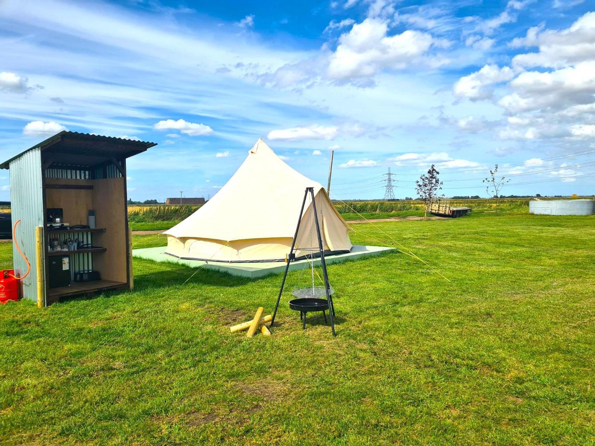 Boyce Fen Farm Retreat Glamping & Fishery Villa Wisbech Esterno foto